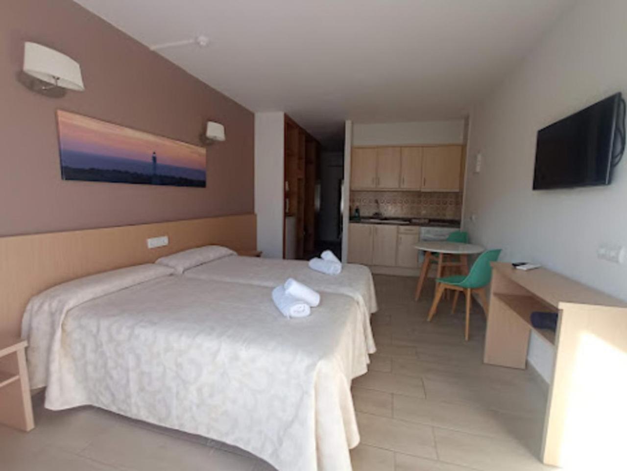Apartamentos Orvay Sant Antoni de Portmany Zewnętrze zdjęcie